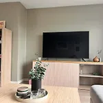 2 Bedrooms - Beautiful Home Near City Centre