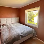 2 Bedrooms - Beautiful Home Near City Centre