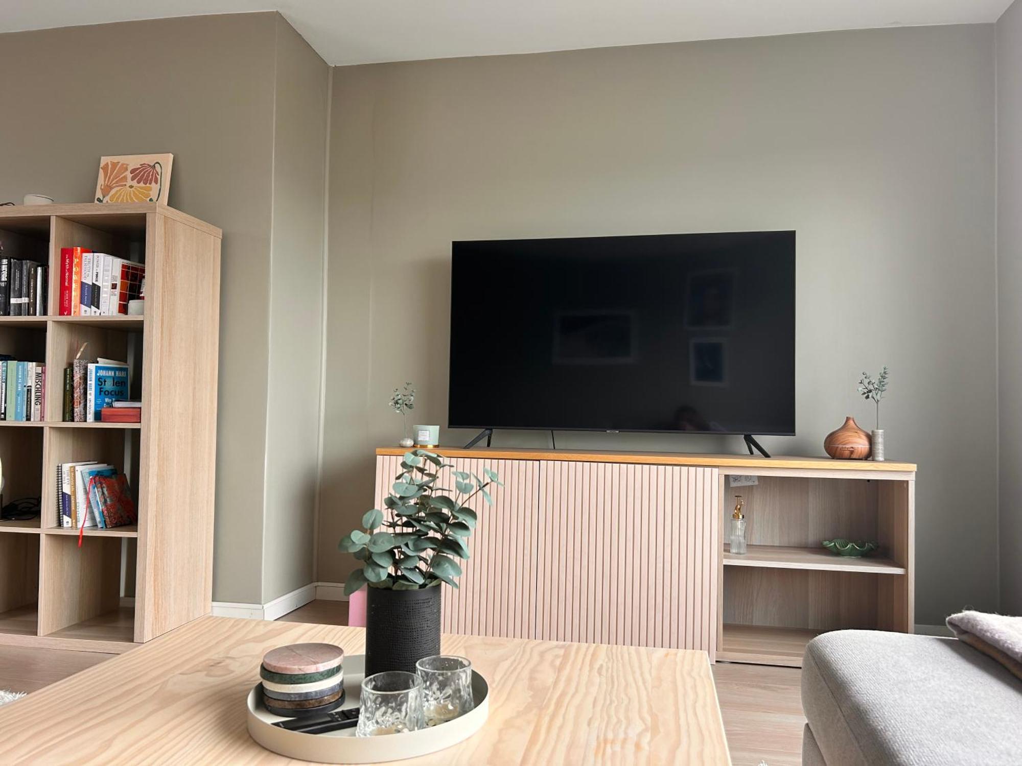 2 Bedrooms - Beautiful Near Centre Leilighet *